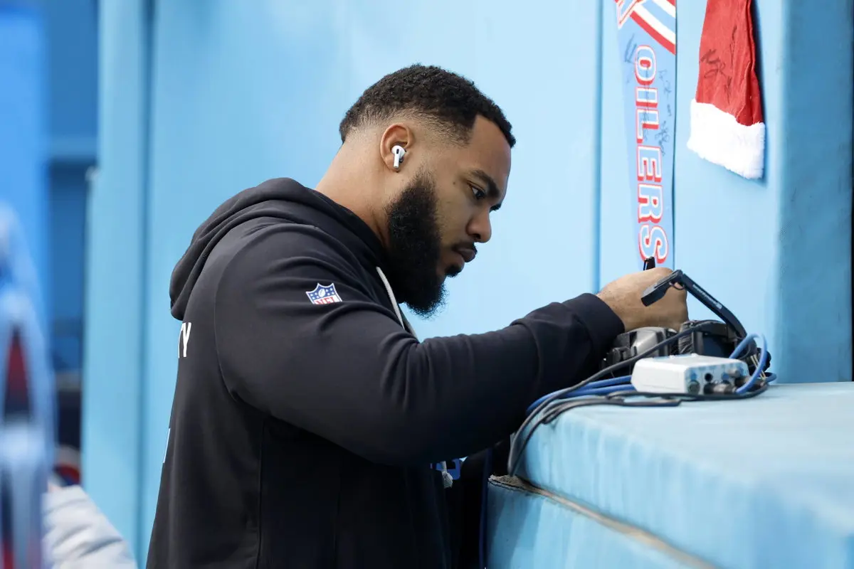 Bears-urile cumpără Jeffery Simmons de la Titans