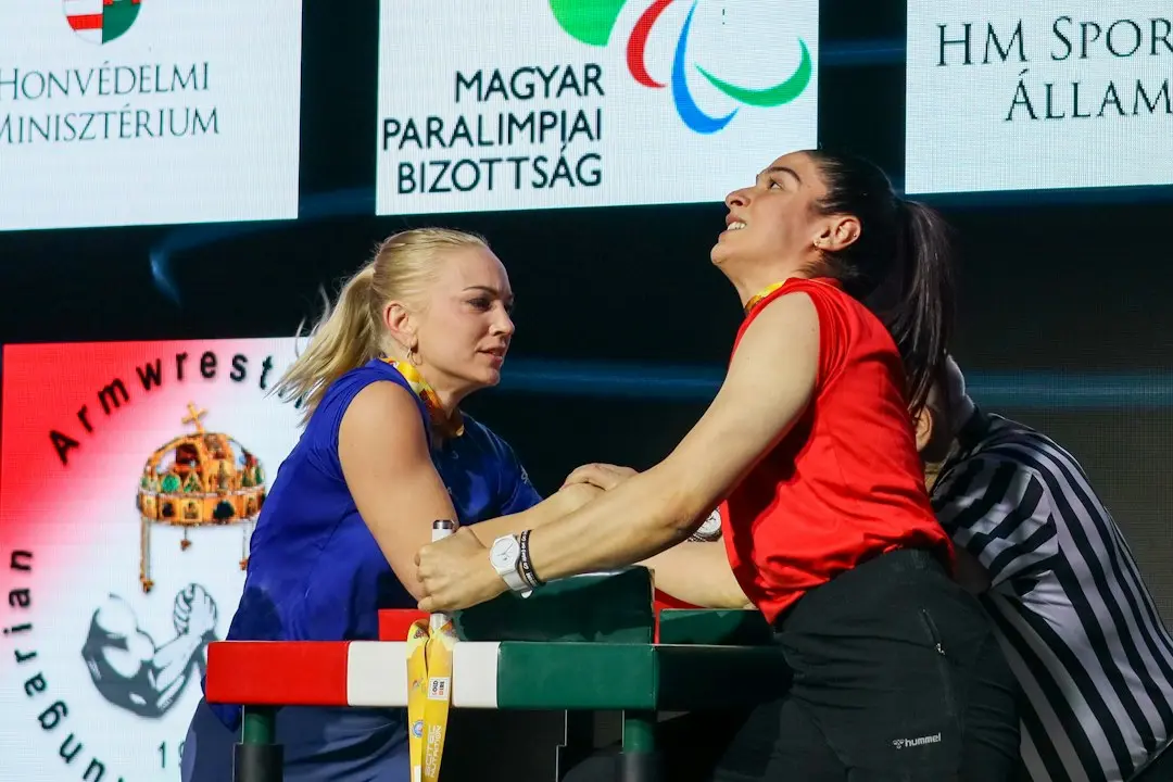 Ex-cursașă olimpică Beth Dobbin: Viața în pat din cauza unei boli cronice