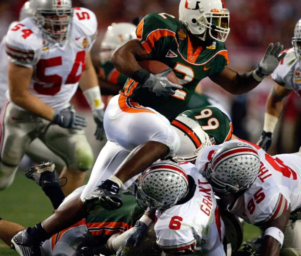 Miami Hurricanes aproape de primul loc No. 1 în AP după peste două decenii